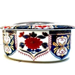 VTG Ashibi Imari Style Lidded Japan Porcelain Oval Hand Painted Trinket Box/ lid